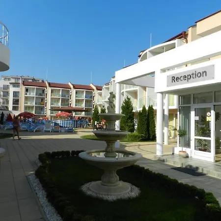 Sun Village Complex Aparthotel Sluneční pobřeží