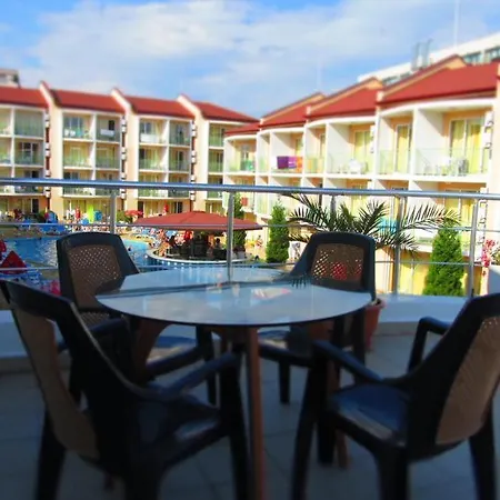 Sun Village Complex Sluneční pobřeží