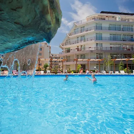 Sun Village Complex 4* Napospart