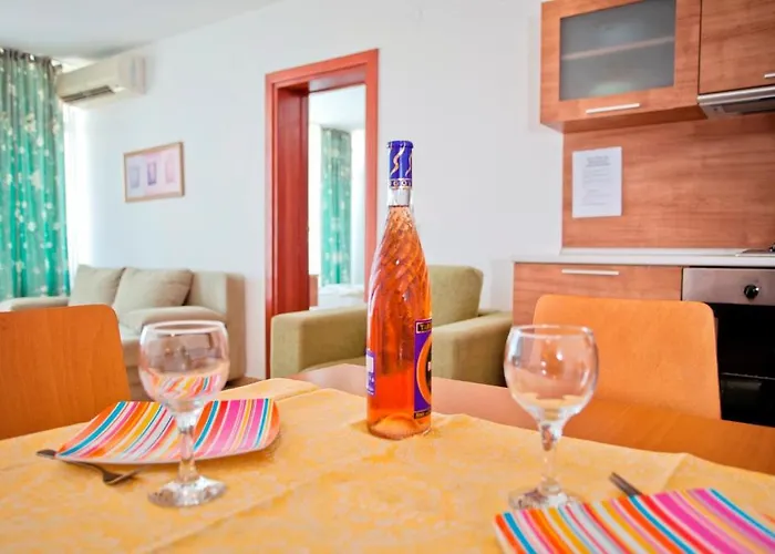 Aparthotel Sun Village Complex 4*