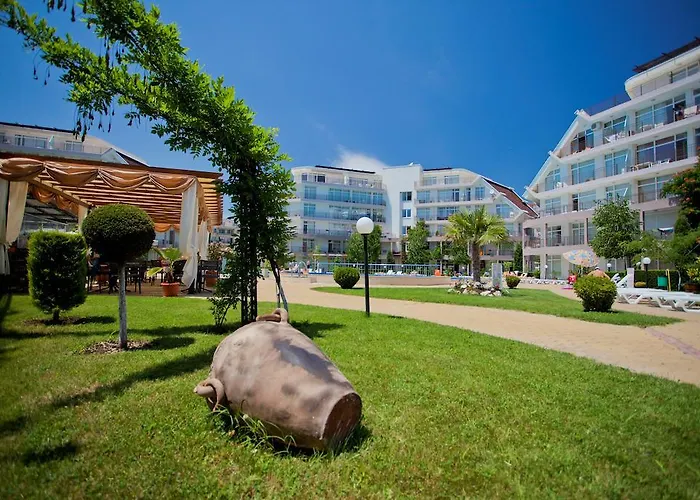 Sun Village Complex Апарт-готель Сонячний Берег