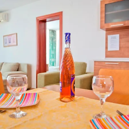 Hotel apartamentowy Sun Village Complex 4*