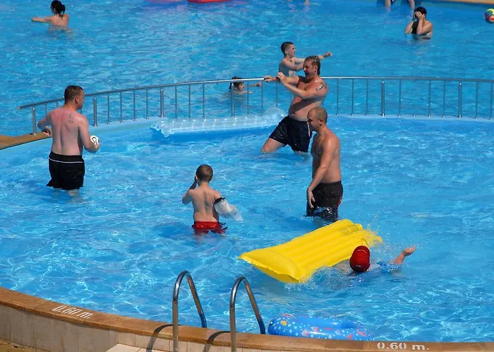 Апарт-отель Sun Village Complex Солнечный берег